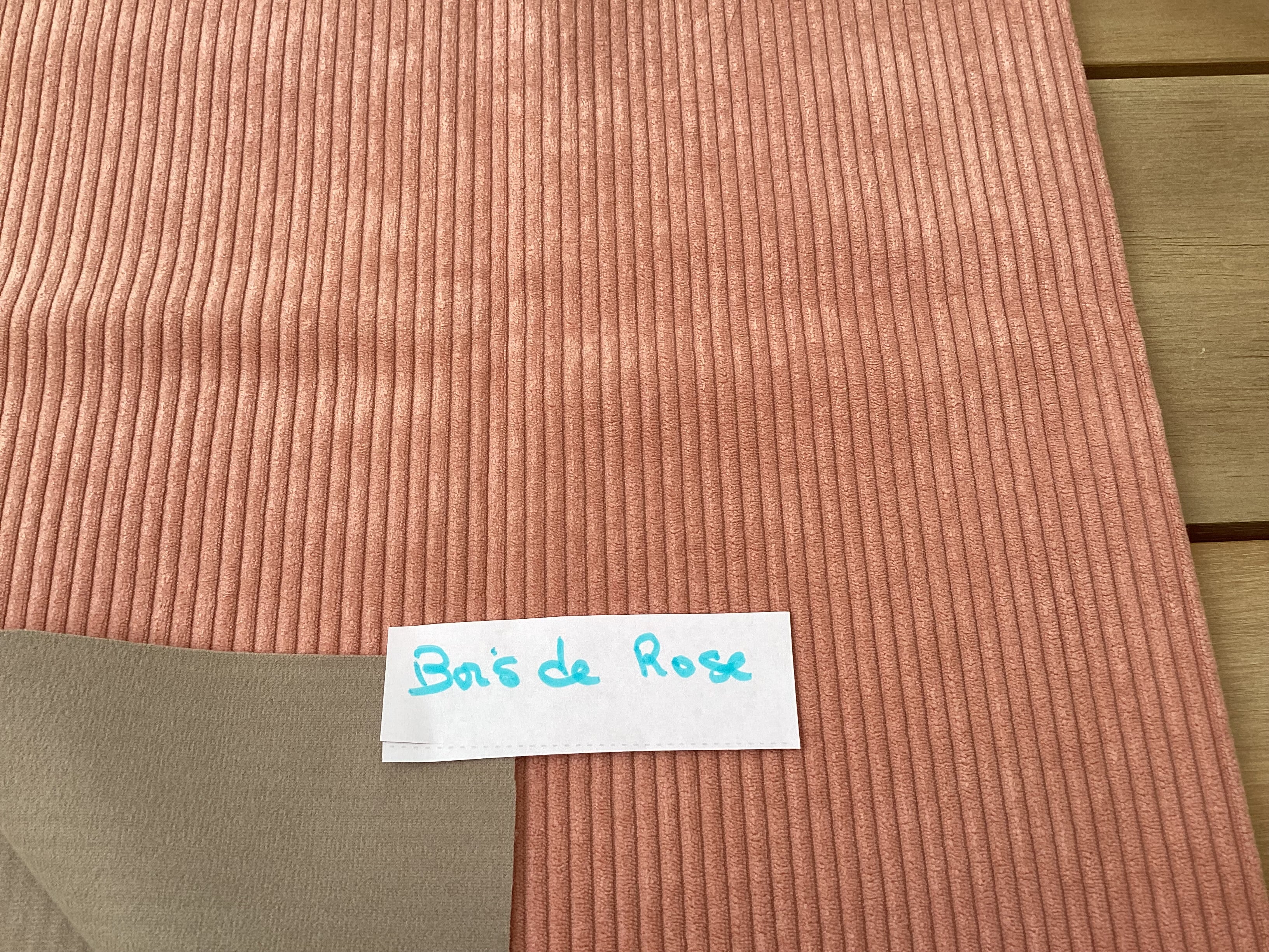 Tissu velours d’ameublement côtelé