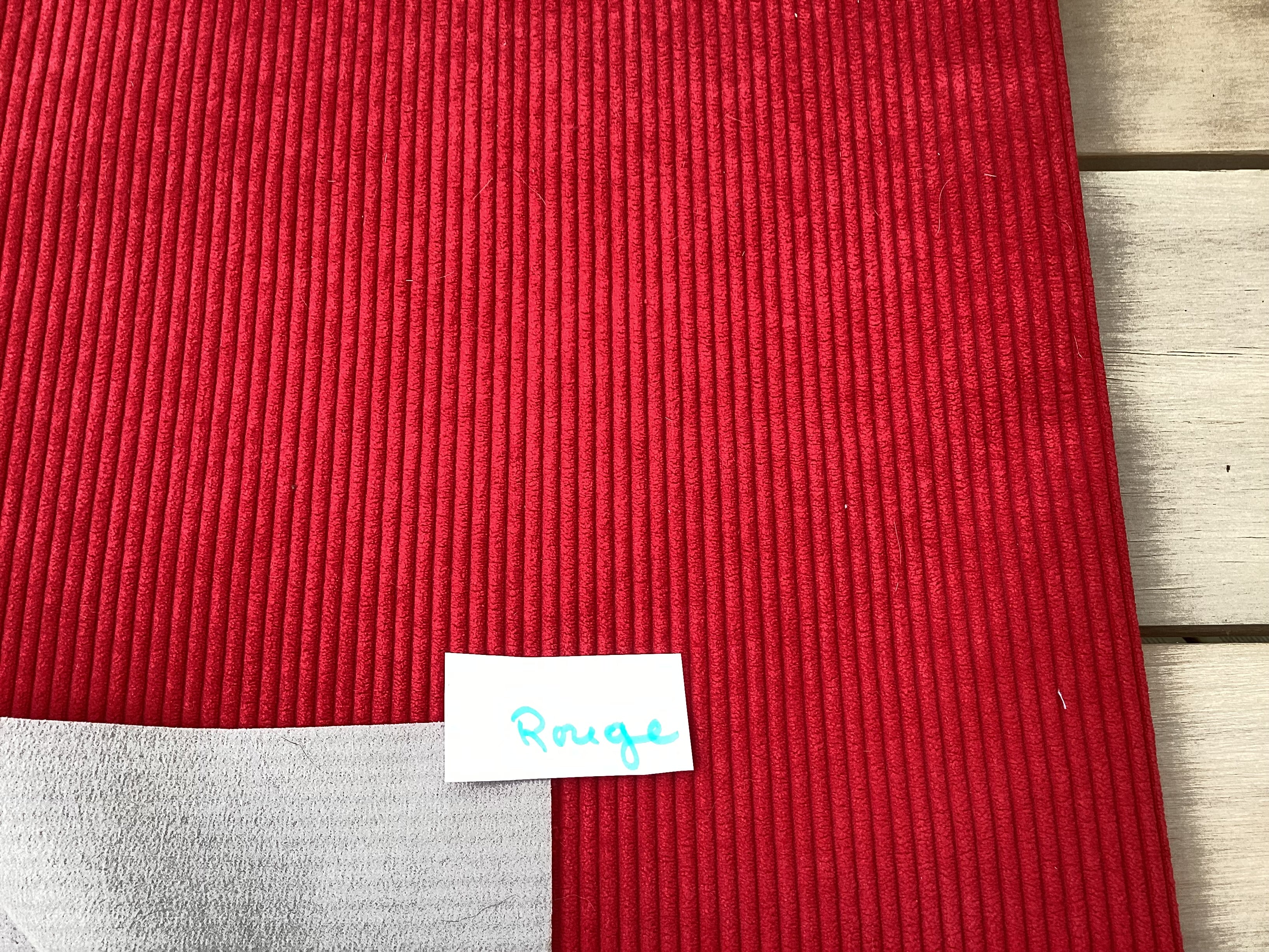 Tissu velours d’ameublement côtelé