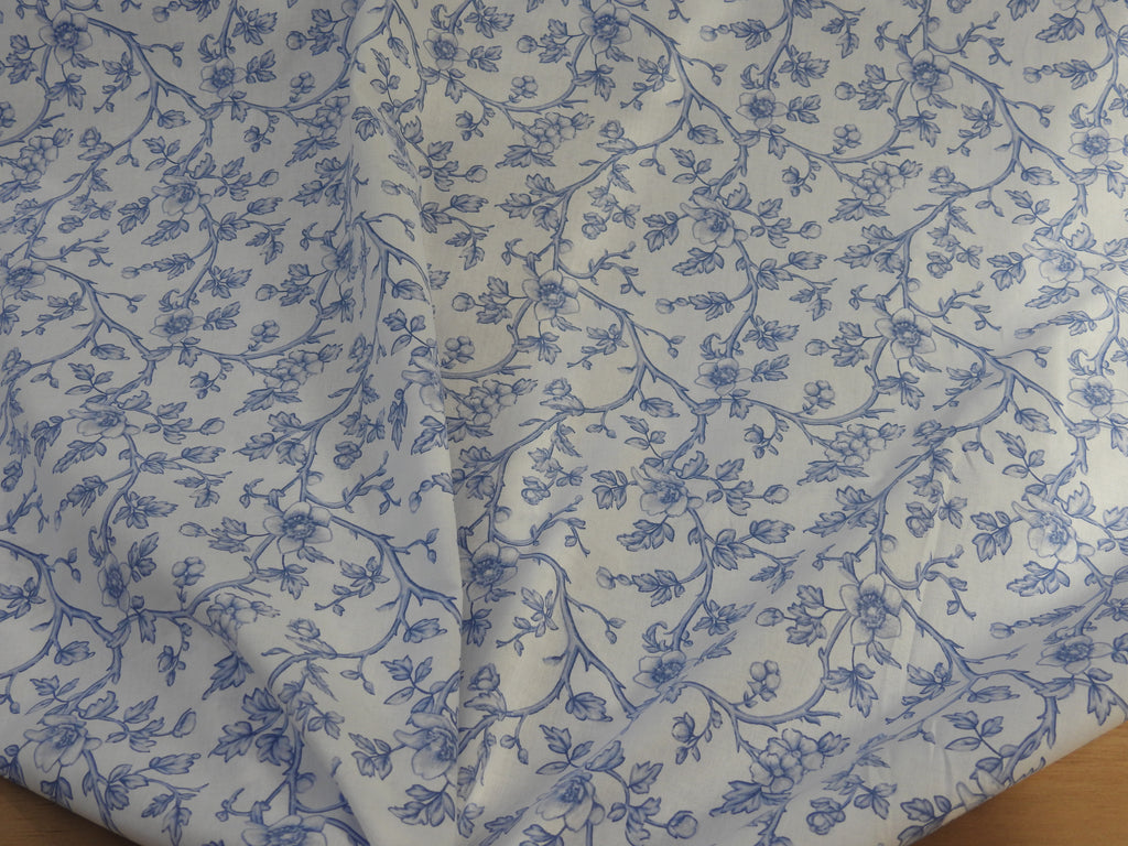 Tissu coton imprimé au mètre – 145 cm de large