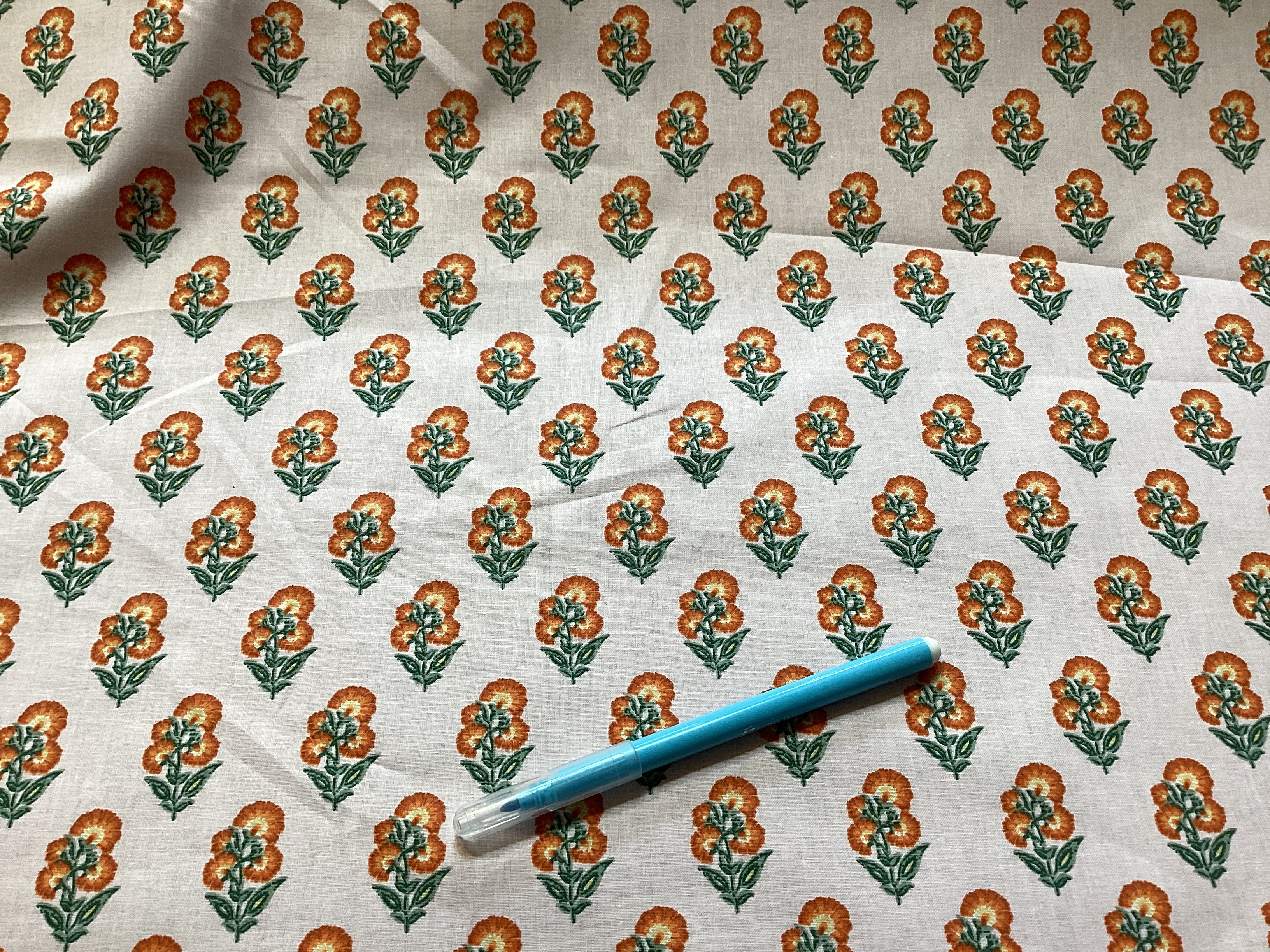 Tissu coton imprimé au mètre – 145 cm de large